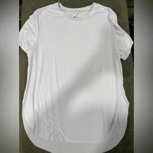 Members mark Athletic top size medium